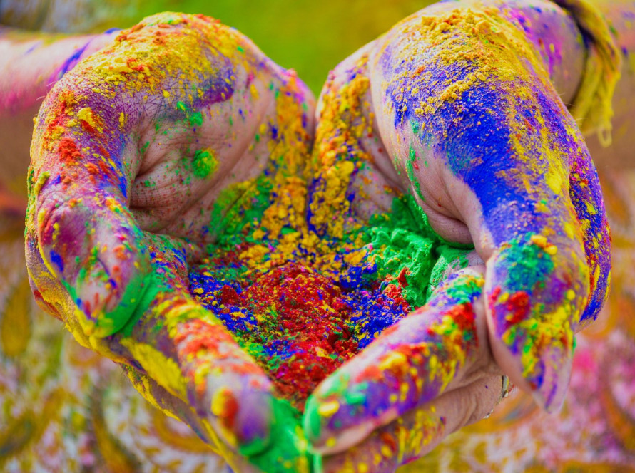 CINI Italia blog feste indiane holi festival colori